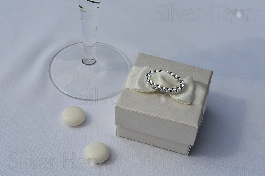 Ivory Broderie Box wedding favour gift box, made from ivory card with lace effect embossed design, 6x6x4cm
