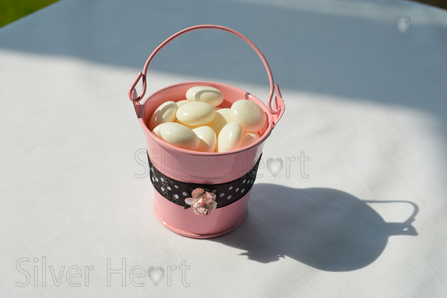 Pink Pail wedding favour, gift for guests, made from metal 5cm tall.